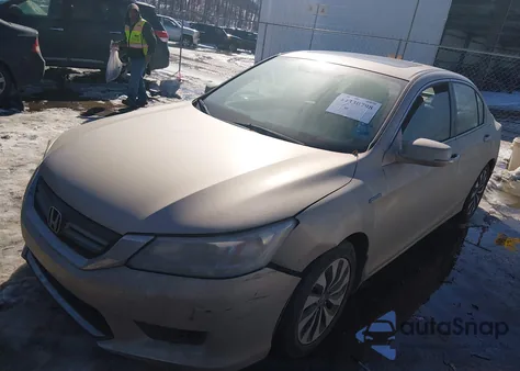 2014 Honda Accord Hybrid Touring из США, поврежденный, VIN 1HGCR6F72EA009540
